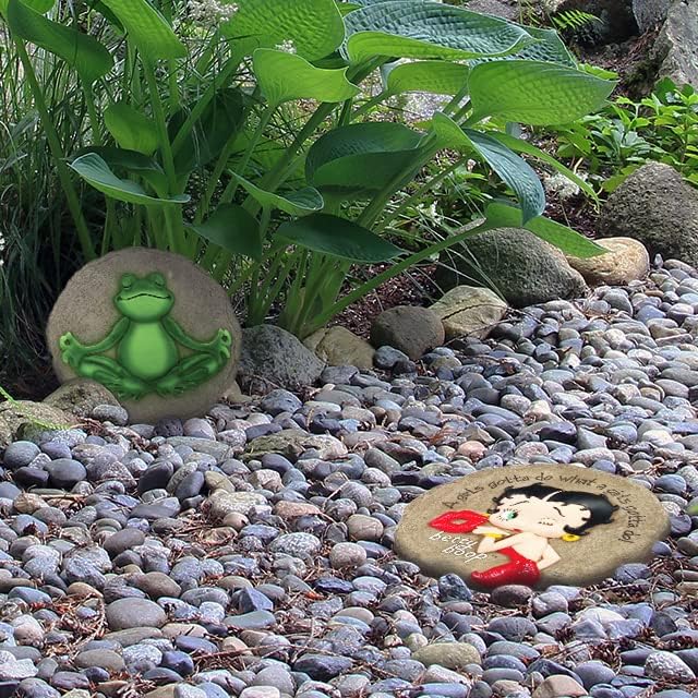 Spoontiques - Garden Décor - Yoga Frog Stepping Stone - Decorative Stone for Garden