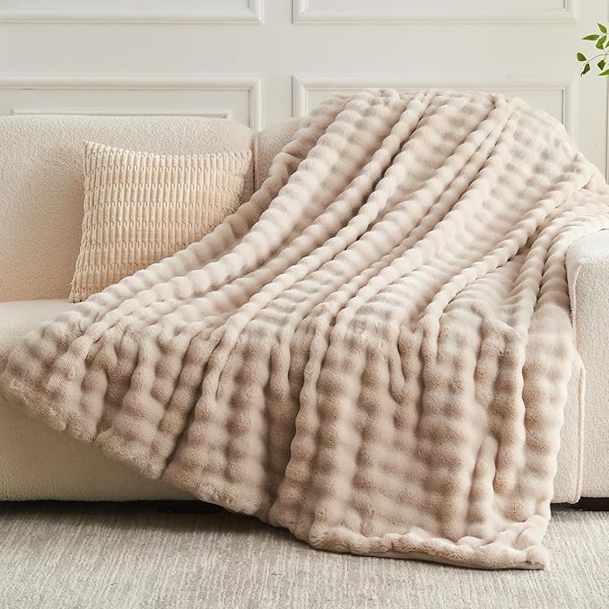 NEWCOSPLAY Faux Fur Queen Blanket Linen Bubble Blanket Thick Warm Soft for Couch Sofa Bed 550GSM (Linen, Queen(90"x90"))
