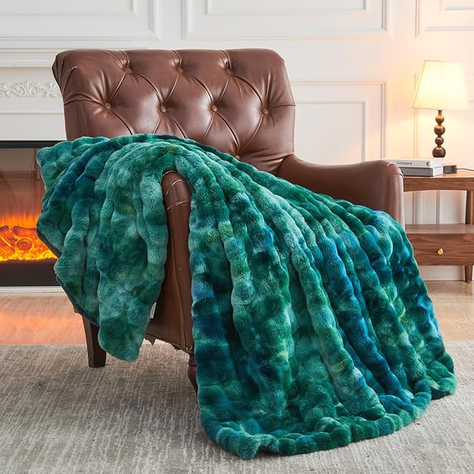 NEWCOSPLAY Faux Fur Twin Blanket Tie-dye Dark Teal Luxury Fluffy Thick Warm Bubble Blanket for Couch Sofa Bed 700GSM (Tie-dye Dark Teal, Twin(60"x80"))
