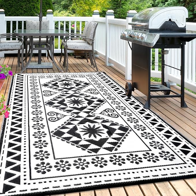 Waterproof Outdoor Rug 6x9ft, Reversible Plastic Straw Mat Rugs for Patio RV Deck Porch Backyard Balcony Camping Picnic Beach Indoor Outdoor Carpet, Black&White