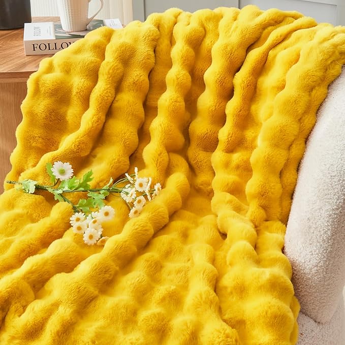 NEWCOSPLAY Faux Fur Twin Blanket Mustard Yellow Bubble Blanket Thick Warm Soft for Couch Sofa Bed 550GSM (Mustard Yellow, Twin(60"x80"))