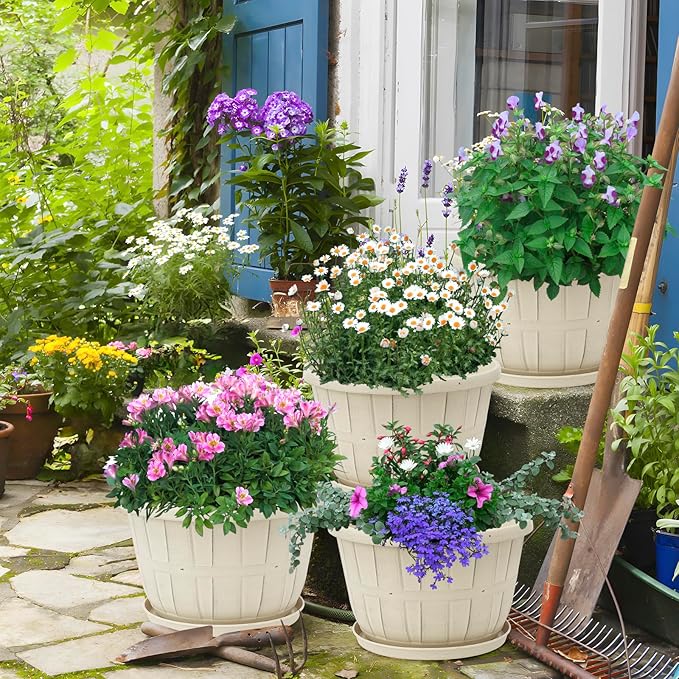 Quarut Plant Planters Pots Set of 4 Pack 16 Inch,Large Plastic Flower Pot for Indoor Plants with Drainage Holes & Trays, Whiskey Barrel Planters with Saucer for House Outdoor Garden Plant(White)