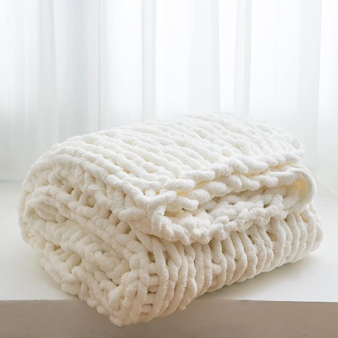 WESHIONGOO Chunky Knit Throw Blanket 50"×60" Knitted Throw Blankets for Couch Bed Fluffy Soft Blanket with Jumbo Chenille Yarn Thick 100% Handmade (Cream White)