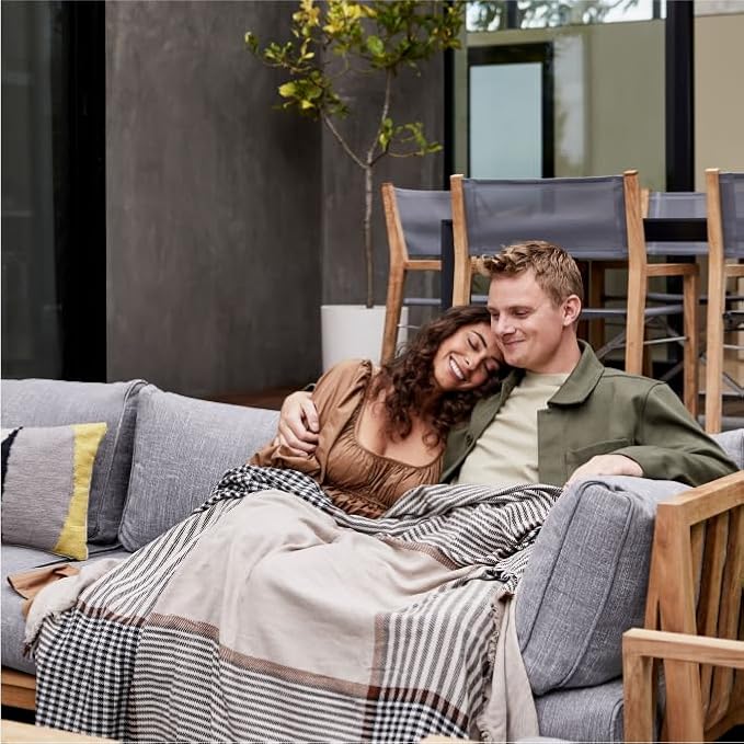 Outer Bug Shield Outdoor Throw Blanket w/Insect Shield Repellent Gear Technology- Lightweight Insect-Repellent Outdoor Blanket, Camping, Picnic & Beach Blanket, Swan White Windowpane Plaid, 50"W x 60"