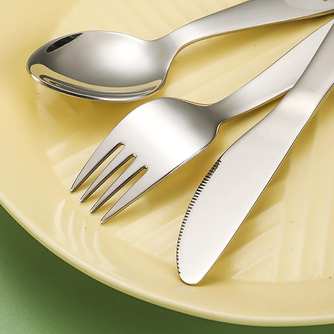 VANRA Premium 18/8 Stainless Steel Children Cutlery Set 5.9-inch Kids Dinner Spoons Set 4 Pieces Silverware Flatware Utensil Set for Home School (4 Spoons)