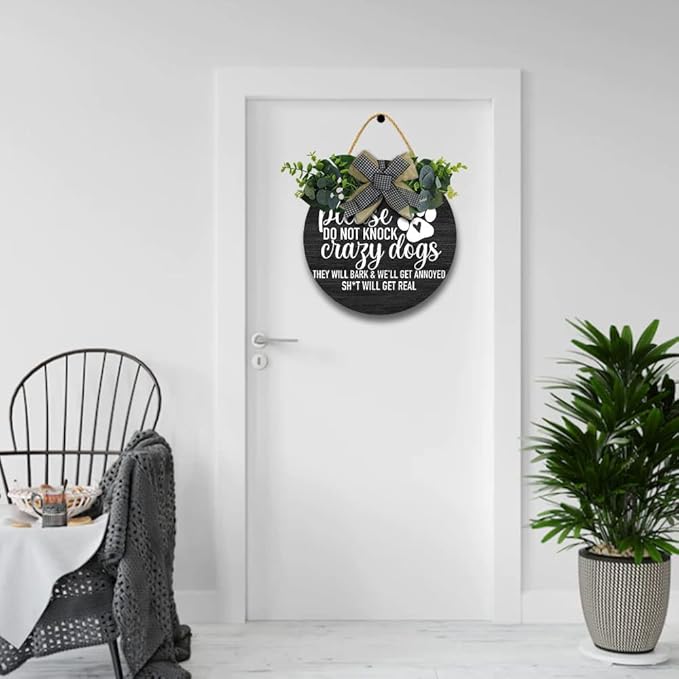 Crazy Dog Hanging Wall Sign for Front Door Home Kitchen Decor Rustic Wooden Round Sign Wall Decoration for Kitchen Dining Room Living Room Bedroom Outdoor