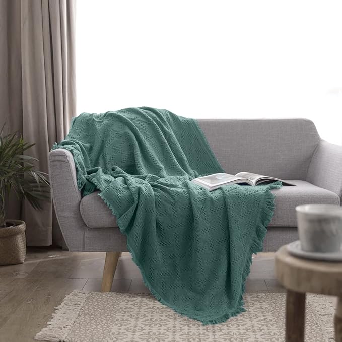 Simple&Opulence 100% Cotton Throw Blanket for Bed, Couch, Boho Luxury Geometric Knit Woven Blanket with Tassels Soft Lightweight Cozy Breathable, Vintage Farmhouse Decoration for All-Season(Green)