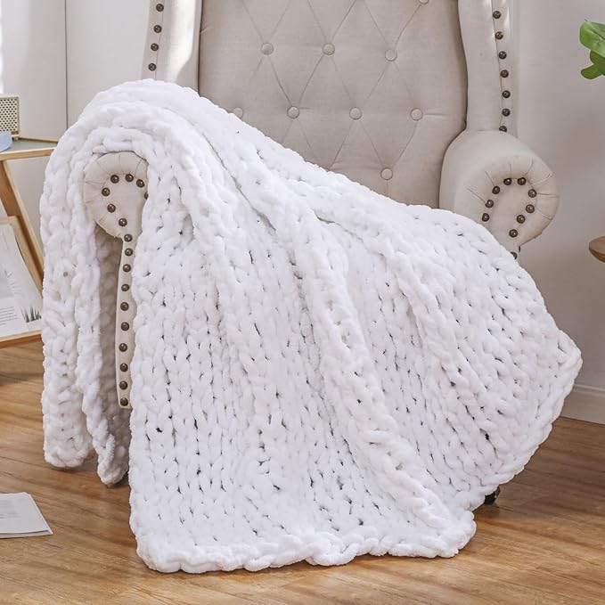 WESHIONGOO Chunky Knit Blanket Throw Knitted Throw Blankets for Couch Bed Fluffy Soft Blanket with Jumbo Chenille Yarn Thick 100% Handmade (White, 50"×60")