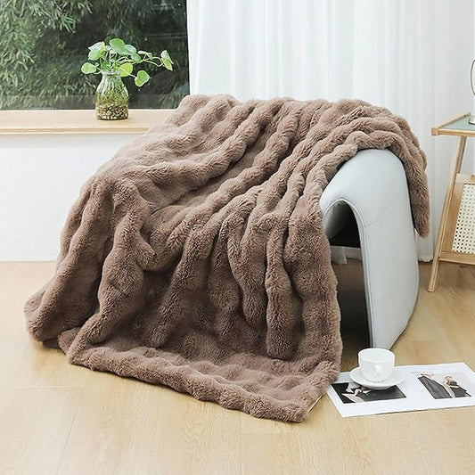 UKELER Large Fluffy Fleece Blankets Throws for Bed Cozy Shaggy Faux Fur Blanket Soft Plush Thick Velvet Blanket for Bedroom, Living Room, Office, Camping 60''x80'' Brown