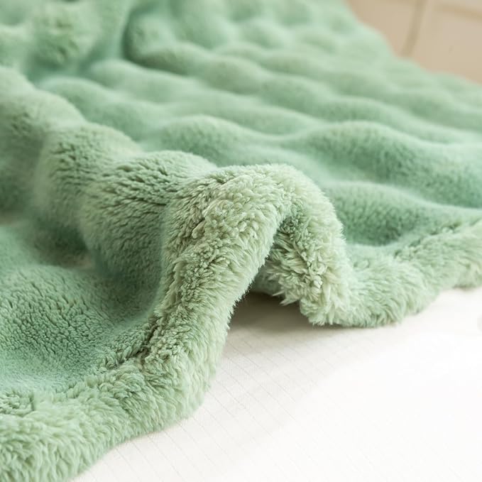 YUSOKI Luxury 3D Bubble Throw Blanket 3.1lb,All Ages,Home Decoration, (Sage Green,60 * 80inches)