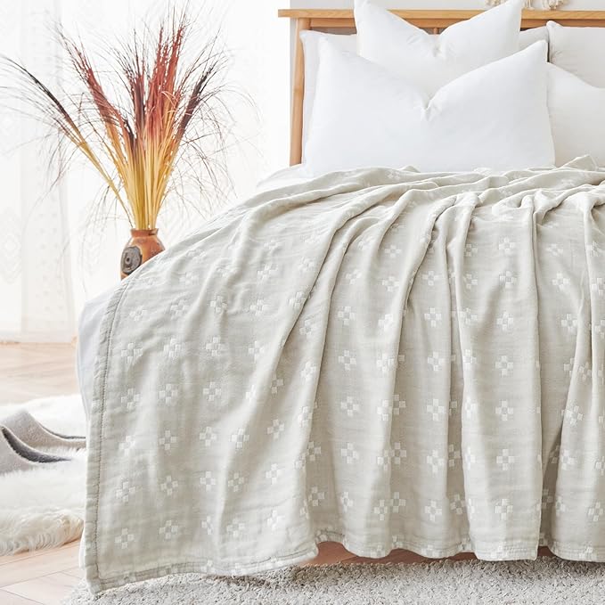 jinchan Boho 100% Cotton Blanket Muslin 50x60 Inches Lightweight 3-Layer Geometric Cross Pattern Reversible Quilt Throw Soft Breathable Comfy All Seasons for Couch Bed Decor, Light Grey
