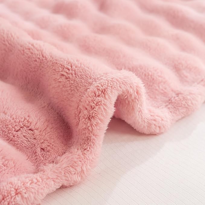 YUSOKI Luxury 3D Bubble Throw Blanket 2lb,All Ages,Home Decoration, (Light Pink,50 * 60inches)