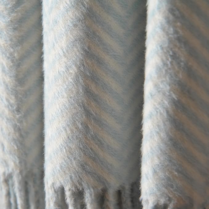 CUDDLE DREAMS Silk Throw Blanket with Hand-Knotted Fringe, Natural, Soft & Breathable (Herringbone Blue)