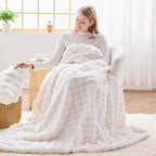 NEWCOSPLAY Faux Fur Twin Blanket Ivory Bubble Blanket Thick Warm Soft for Couch Sofa Bed 550GSM (Ivory, Twin(60"x80"))