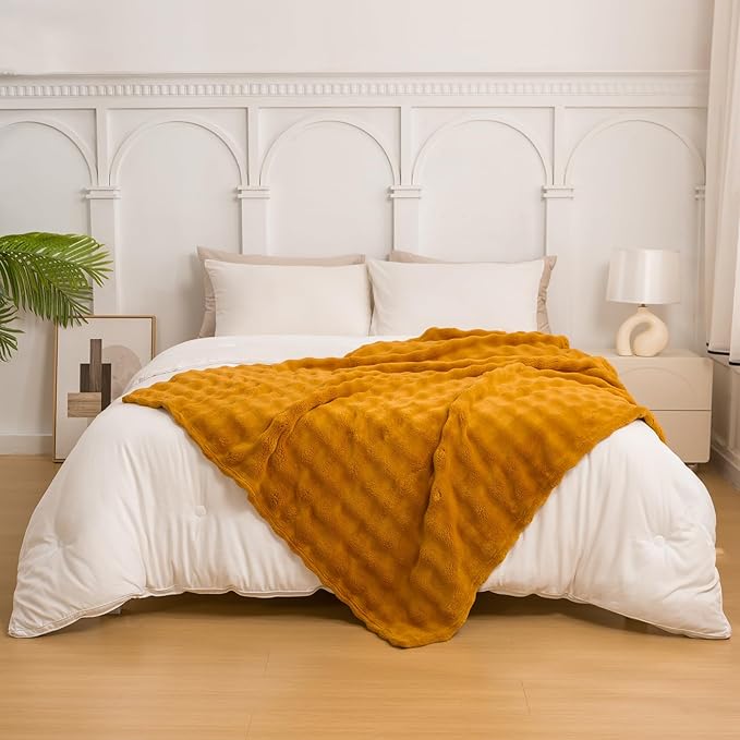 YUSOKI Luxury 3D Bubble Throw Blanket 2lb,All Ages,Home Decoration, (Gold,50 * 60inches)