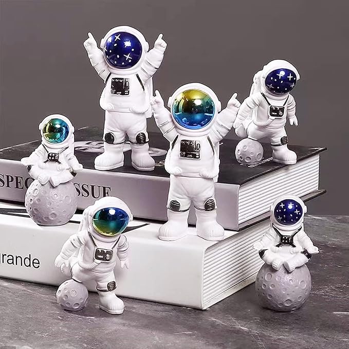 Gradient Astronaut Statues Set of 3, Space Theme Nursery Shelf Classroom Desk Decor Cake Toppers