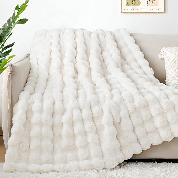 Touchat Luxury 1000GSM Rabbit Faux Fur Blanket, Super Heavy Warm Cozy Brown Blankets for Couch Bed Sofa, Ruched Plush Fuzzy Elegant Soft Reversible Mink Blanket for Living Room Bedroom, 90" x 90"