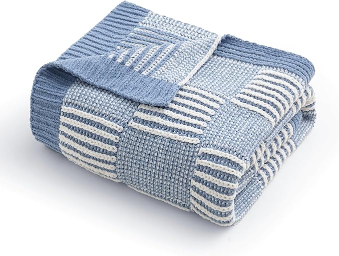 Amélie Home Chenille Knit Throw Blanket for Couch, Checkered Texture Decorative Soft Blanket for Sofa, Bed & Living Room, 50"x60", Blue & White