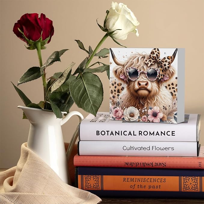 Highland Cow Decor, Highland Cow Gifts for women, Cow With Leopard Bow, Highland Cow Nursery Decor, Wooden Box Decor Sign for Home Farmhouse Office Living Room Table Shelf