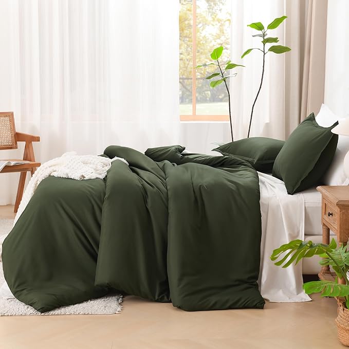 Litanika Comforters Olive Green Oversized Queen Size, 3 Pieces Lightweight Solid Bedding Comforter Set, All Season Fluffy Bed Set (98x98In Comforter & 2 Pillowcases)