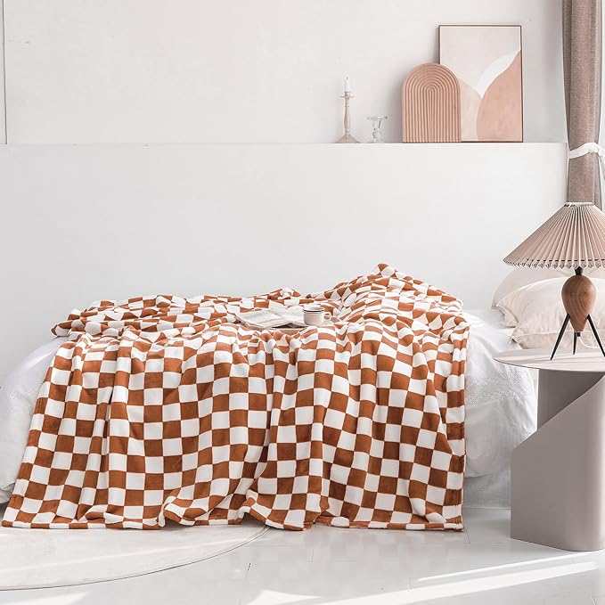 LOMAO Throw Blankets Flannel Blanket with Checkerboard Grid Pattern Soft Throw Blanket for Couch, Bed, Sofa Luxurious Warm and Cozy for All Seasons (Maple Brown, 90"x110")