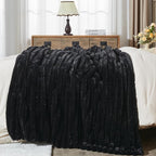NEWCOSPLAY Faux Fur Twin Blanket Black 3D Ribbed Plush Thick Warm Blanket for Couch Sofa Bed 850GSM (Black Ribbed, Twin(60"x80"))