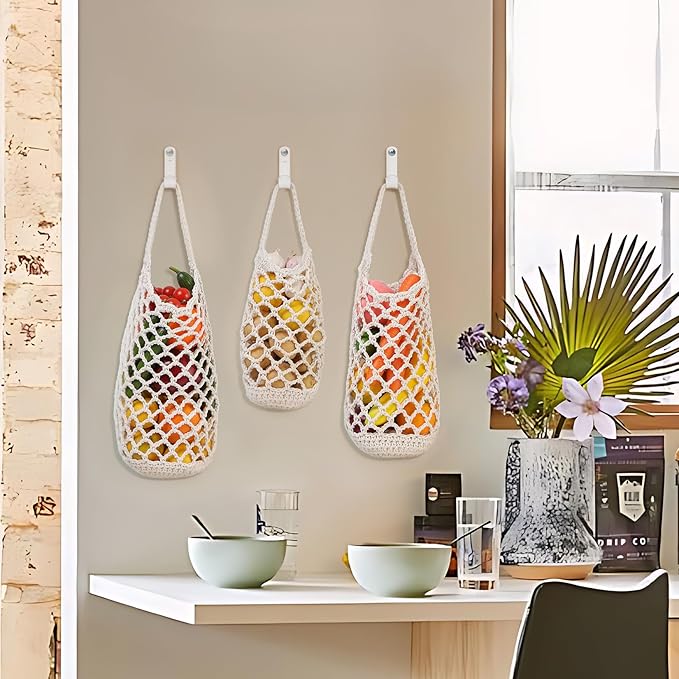 AARAINBOW Boho Wall Hanging Baskets for Kitchen Storage, Fruit Woven Wall Basket 9 Pcs, Hanging Vegetable and Onion Storage with 24 Hooks （White）