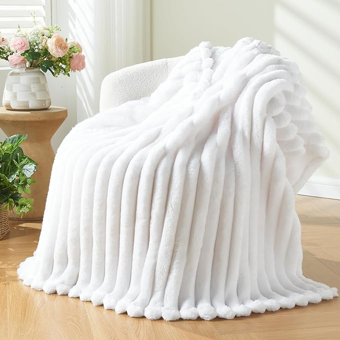 NEWCOSPLAY Super Soft Twin Blanket White Premium Silky Flannel Fleece 3D Ribbed Jacquard Lightweight Bed Blanket All Season Use (White Ribbed, Twin(60"x80"))