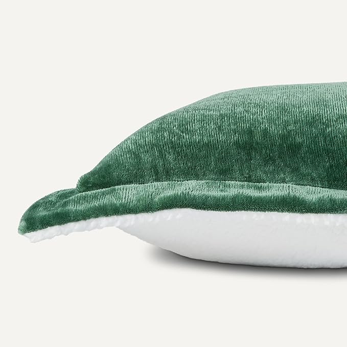 Amazon Basics Reversible Sherpa Comforter Set with Pillow Sham, Green, Queen/Full