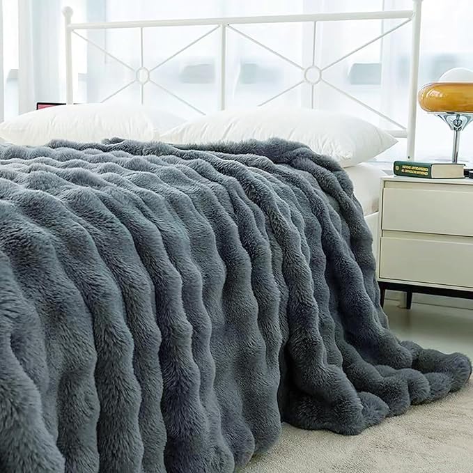 UKELER Soft Faux Fur Throw Blanket Large Solid Reversible Shaggy Blanket Plush Thick Fluffy Blankets Throws for Bed, Couch, Sofa, Office, Camping 60''x80'' Dark Grey