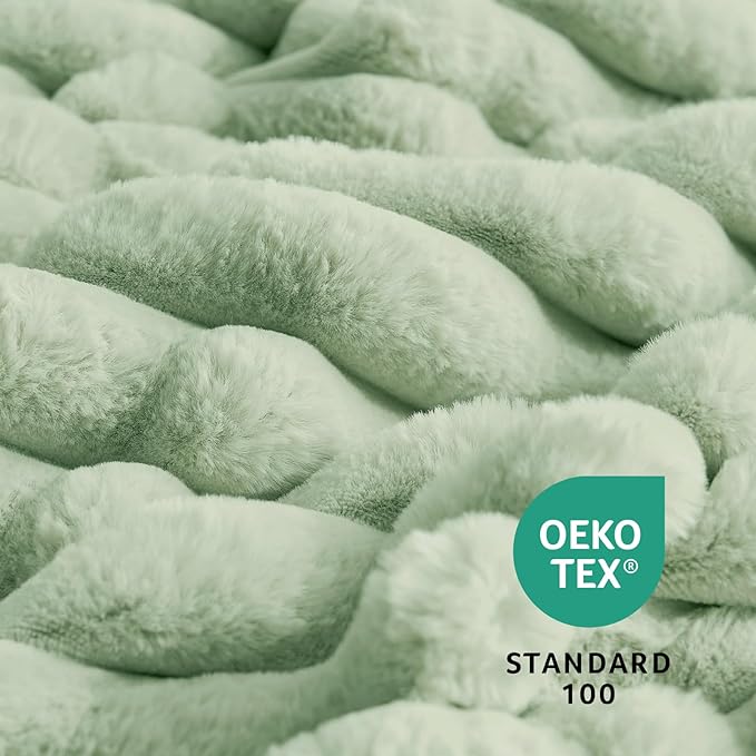 Amélie Home Faux Fur Throw Blanket for Couch, Cozy Fuzzy Fluffy Fur Luxurious Soft Striped Plush Gift Blankets for Family Sofa Chair Bed Living Room Bedroom, 55"x70", Sage Green