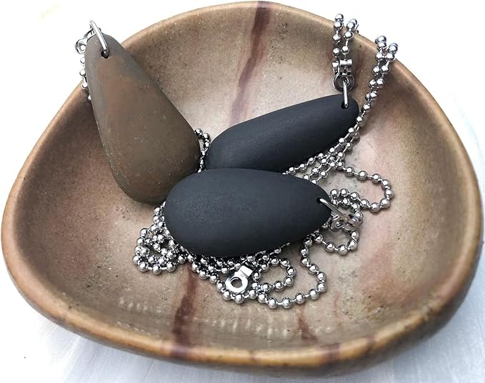 Handmade Decorative Bowl - Natural River Stone Pebble Artisan Crafted Serving Dish | 4-6 Inch Unique Decorative Tray for Home Centerpiece, Jewelry Holder (Brown)