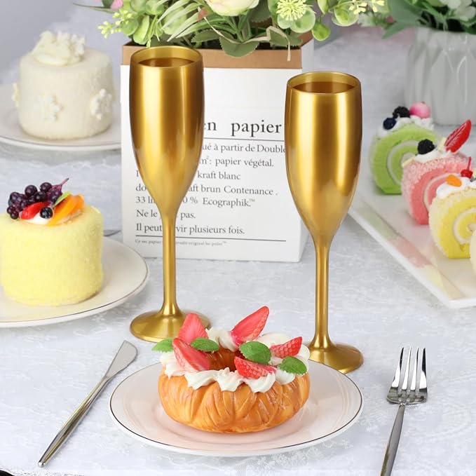 XUWAIDSGN Acrylic Champagne Flutes Toasting Glasses Unbreakable Mimosa Bar Reusable Wine Glasses Vintage Champagne Flutes Stemmed Drinking Cups 5.4 OZ for Christmas Birthday (24, Gold)