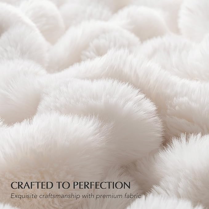 EVERGRACE Ultra Soft Luxury Fluffy Ridgeline Faux Rabbit Fur Throw Blanket, Thick Warm Bubble Throw for Bed, Cozy Plush Reversible Blankets for Couch, Chair, Sofa, Ivory White, 80x90 Inches, 870 GSM