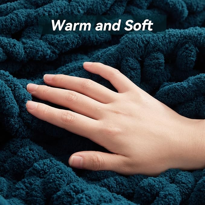 Chunky Knit Throw Blanket, 40''*50'' Knitted Throw Chenille Yarn for Bed Couch, Handmade Peacock Blue Crochet Big Thick Blanket, Machine Washable Cute Comfy Blanket for Home Decor