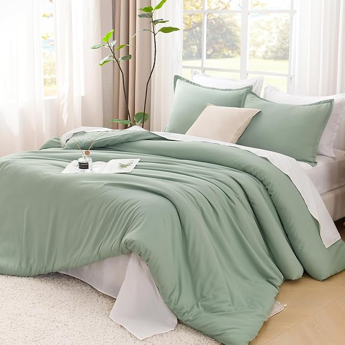 Litanika King Size Comforter Set Sage Green, 3 Pieces Lightweight Solid Comforter King Size, All Season Fluffy Down Alternative Comforter Bed Set Quilt Blanket