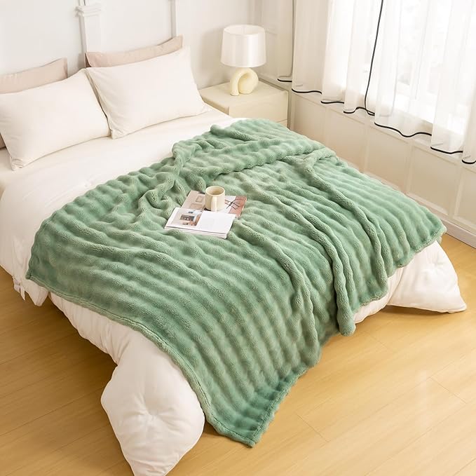 YUSOKI Luxury 3D Bubble Throw Blanket 3.1lb,All Ages,Home Decoration, (Sage Green,60 * 80inches)