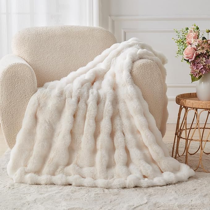 Lotus Karen Faux Fur Throw Blanket Cream White - Big Bubble Rabbit Fluff Blanket for Couch, Small Fluffy Fuzzy Cozy Blanket, Thick Furry Plush Shaggy Blankets, 50x60 Inches