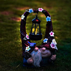 Outdoor Couple Gnome Decorations with Solar Light Lantern Double Cute Gnomes Resin Statues Outdoor Decor Gifts for Valentine's Day Anniversary(Couple Gnome)