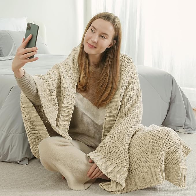 Amélie Home Chenille Knit Throw Blanket for Couch, Chevron Texture Decorative Soft Blanket for Sofa, Bed & Chair, 60"x80", Beige
