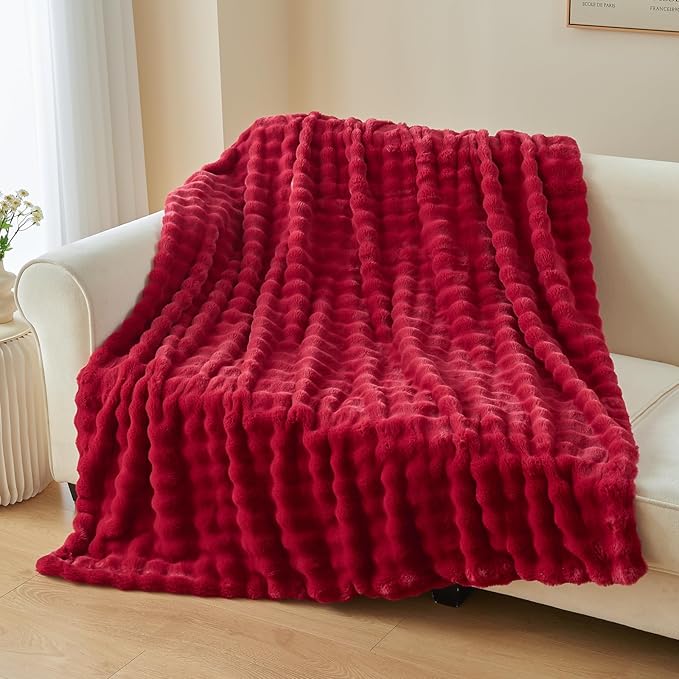 NEWCOSPLAY Faux Fur Throw Blanket Red Bubble Blanket Thick Warm Soft for Couch Sofa Bed 550GSM (Red, Throw(50"x60"))