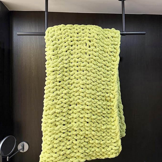 Chunky Knit Blanket Throw 40"x60", Chenille Throw Blankets, Handmade Warm & Cozy Blanket Couch Bed Home Decor, Soft Breathable Fleece Banket, Christmas for Couch Bed Sofa Best Gift (Green)