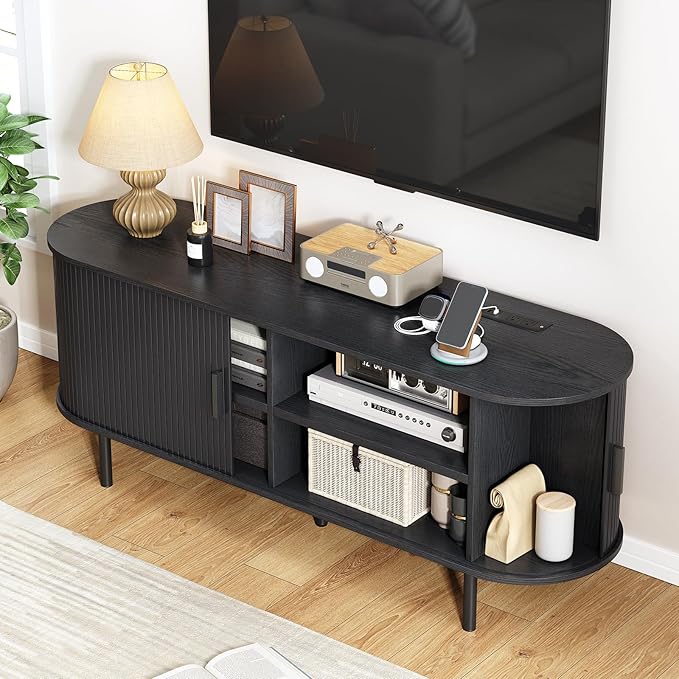55" TV Stand with Power Outlet, Modern Media Console with Sliding Doors, Entertainment Center for TVs up to 60 Inch, Adjustable Shelves, Black