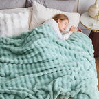 NEWCOSPLAY Faux Fur Twin Blanket Sage Green Bubble Blanket Thick Warm Soft for Couch Sofa Bed 550GSM (New Sage Green, Twin(60"x80"))