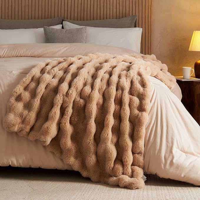 Lotus Karen King Size Faux Fur Blanket Khaki - Big Bubble Rabbit Fluff Blanket for Bed, Large Fluffy Fuzzy Cozy Blanket, Thick Furry Plush Shaggy Blankets, 108x90 Inches