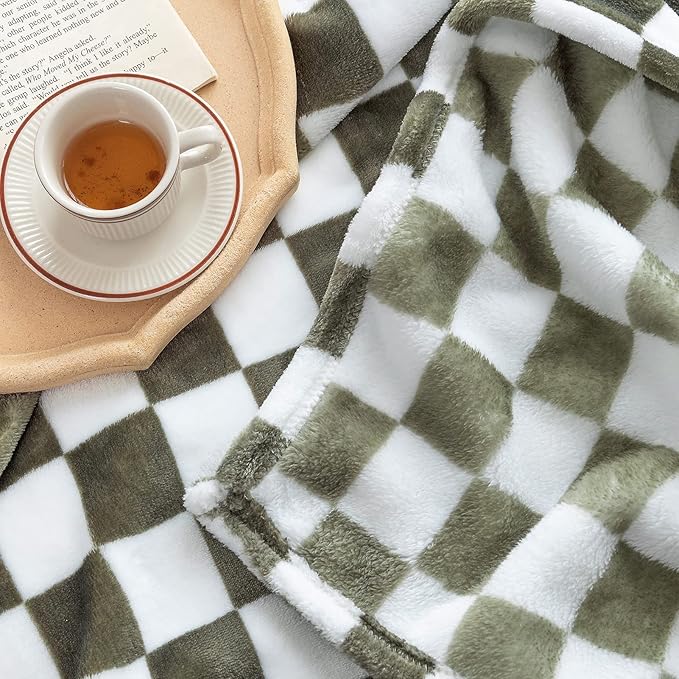 LOMAO Throw Blankets Flannel Blanket with Checkerboard Grid Pattern Soft Throw Blanket for Couch, Bed, Sofa Luxurious Warm and Cozy for All Seasons (Dark Olive, 90"x110")