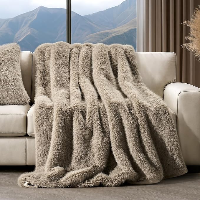 Luxury Faux Fur Throw Blanket, Soft Fluffy Faux Mink Blankets for Bed, Couch, Sofa, Thick Cozy Plush Warm Fur Throws with Reversible Velvet, Natural Mink, 60"x80"