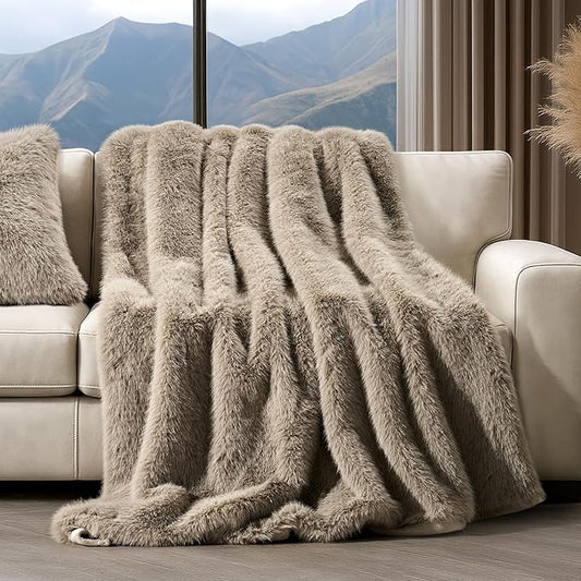 Luxury Faux Fur Throw Blanket, Soft Fluffy Faux Mink Blankets for Bed, Couch, Sofa, Thick Cozy Plush Warm Fur Throws with Reversible Velvet, Natural Mink, 50"x60"