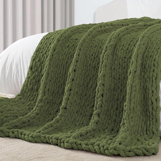 Carriediosa Chunky Knit Throw Blanket 50" X 60", 100% Hand Made Large Chenille Loop Yarn Soft Fluffy Throws for Couch Sofa Bed, Big Crochet Cozy Heavy Thick Cable Woven Blankets, Olive Green