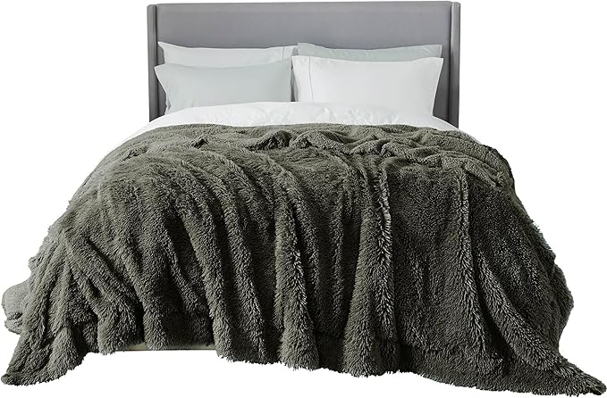 Bedsure GentleSoft Fluffy Olive Green King Size Blanket for Bed, Thick Soft Sherpa Faux Fur Fleece Bedding Fuzzy Plush Winter Warm Heavy Large King Blanket, Cozy Olive Gifts for Men Women, 108x90